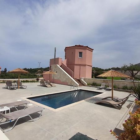 Georgioupoli Studio 2 With A Pool And Lake Views Buitenkant foto